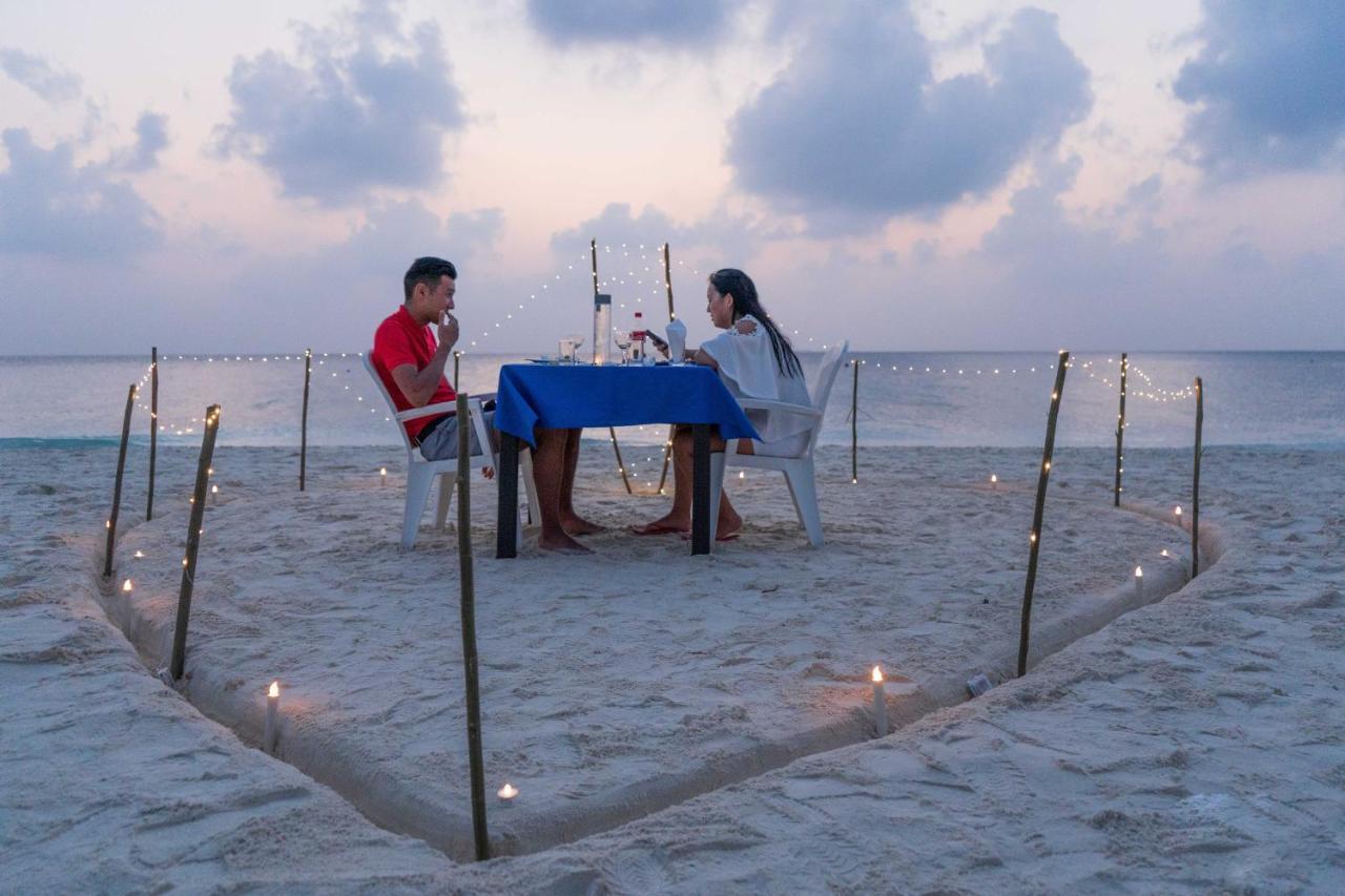 Ukulhas Beach Inn Екстериор снимка