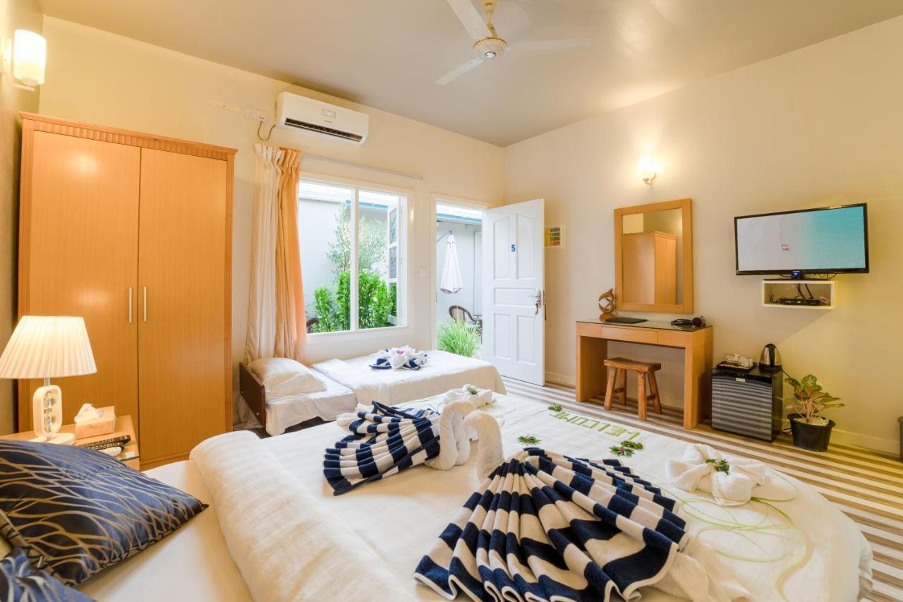 Ukulhas Beach Inn Екстериор снимка